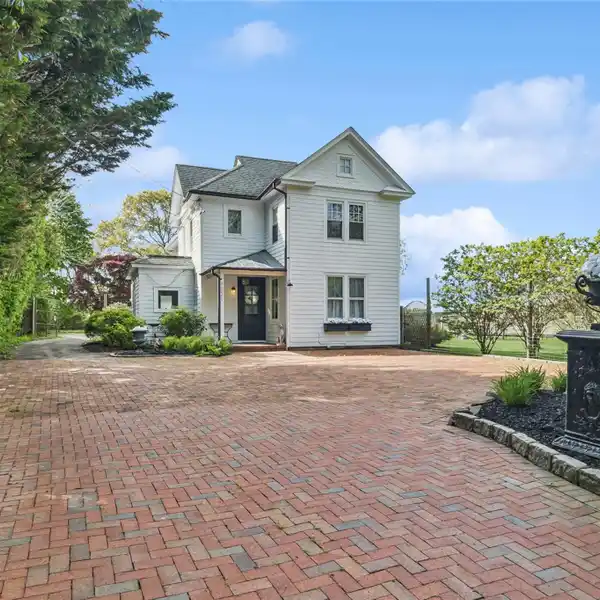 RENOVATED CIRCA 1899 FARMHOUSE