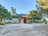 PEACEFUL HISTORIC PROPERTY
