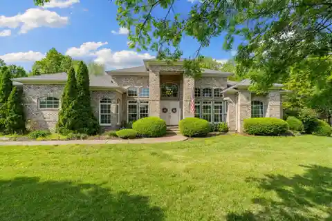 Perfect Blend of Luxury and Privacy