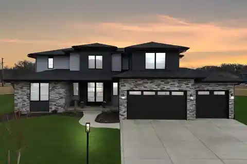 Stunning Home in Desirable St. John Community