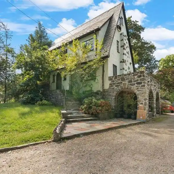 1928 TUDOR WITH ENDLESS POTENTIAL AND TIMELESS CHARM