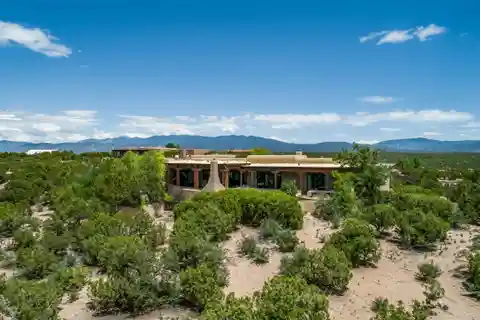 Meticulously Maintained Sundance Estates Residence