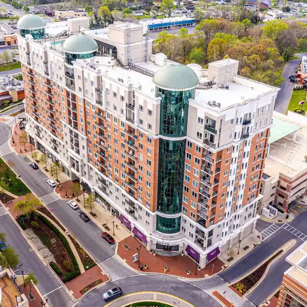 EXQUISITE PENTHOUSE WITH BREATHTAKING VIEWS