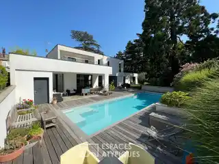 Architect-Designed Home in a Green Setting