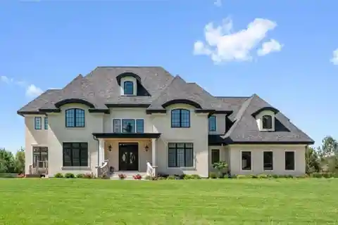 Extraordinary 15-acre Estate