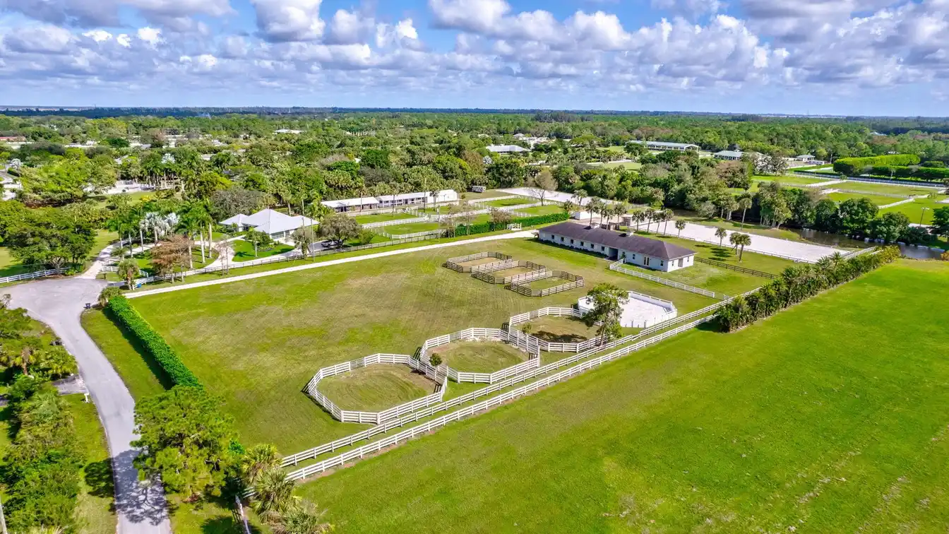 Ideal Equestrian Property