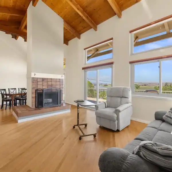 SPECIAL OFFERING WITH AMAZING VIEWS