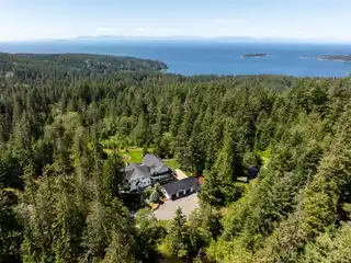 Country Estate Sprawling Nearly Ten Acres