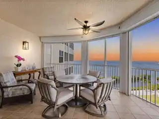 Rare Danbury End-Unit with Breathtaking Views