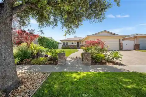 Entertainer’s Dream with Lush Backyard Oasis