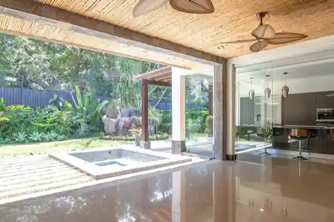 Single-Level Modern Home in Hacienda Lindora