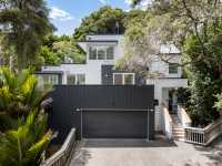 PICTURESQUE PRIVATE SANCTUARY