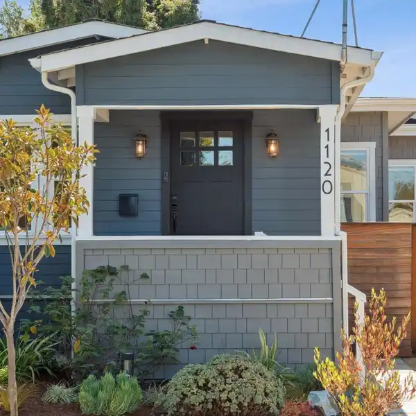 MODERN COMFORT MEETS PRIME ALBANY LIVING
