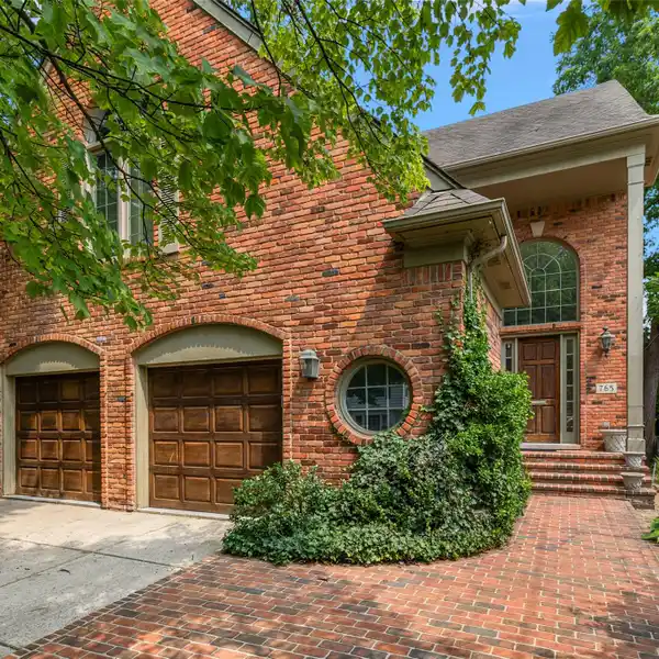DELIGHTFUL IN-TOWN HOME