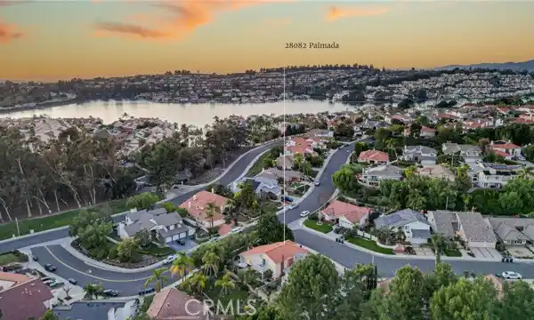 MOVE-IN READY FAMILY HOME NEAR LAKE MISSION VIEJO