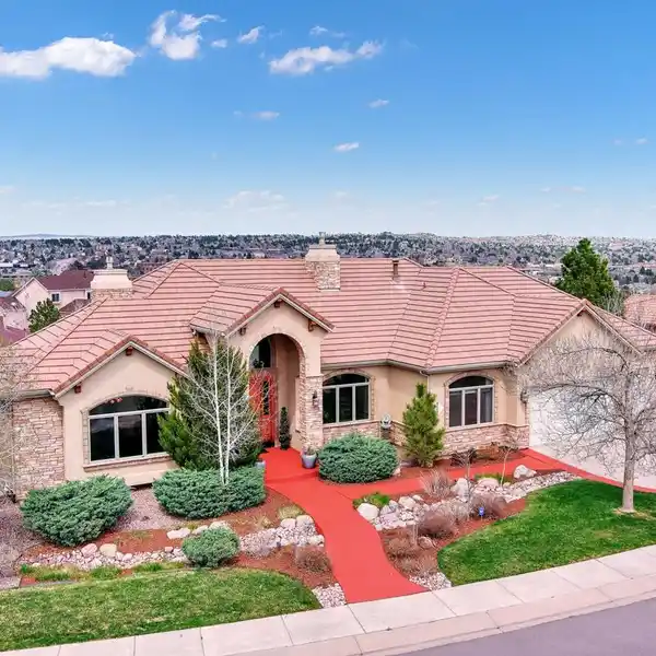 CUSTOM RIDGE TOP RANCHER IN UNIVERSITY PARK