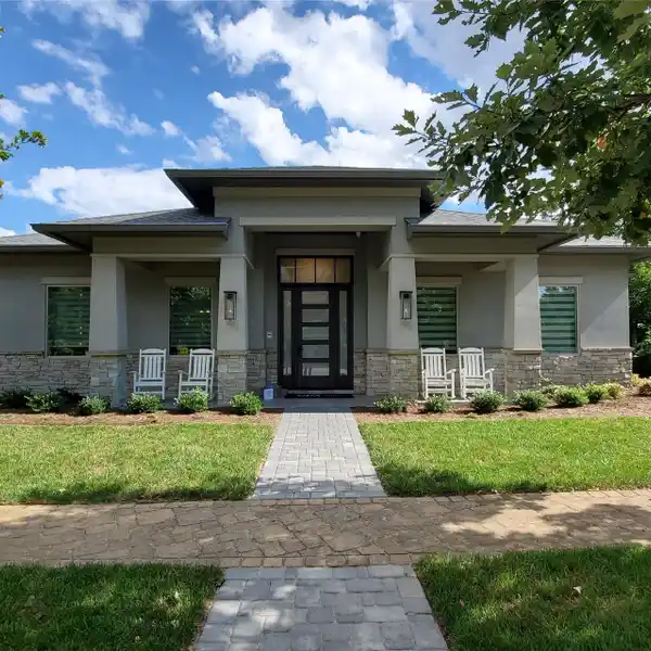 MODERN COMFORT MEETS TRANQUIL NATURE RETREAT