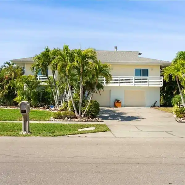 ARTISTIC KEY WEST STYLE HOME