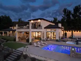 Tuscan-Inspired Okanagan Acreage