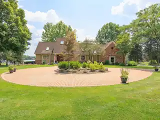 Stunning Lakefront Home on All-Sports Waumegah Lake