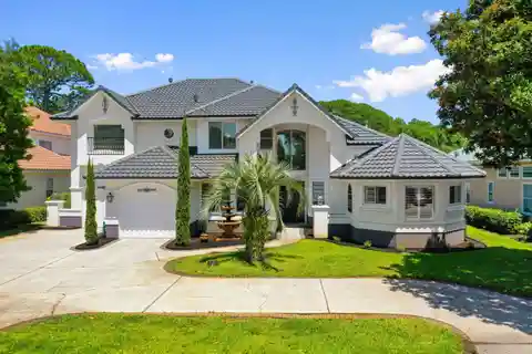 The Very Best of Emerald Coast Living