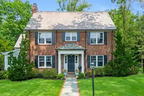 Elegant Colonial in the Coveted Grange Estate Section of Greenacres