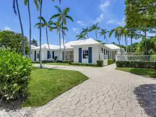 Impeccably Designed Bermuda Residence