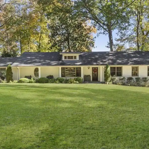 EXQUISITE RANCH REDEFINED WITH MODERN SOPHISTICATION