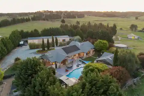 The Perfect Blend of Country Charm and Luxury Living