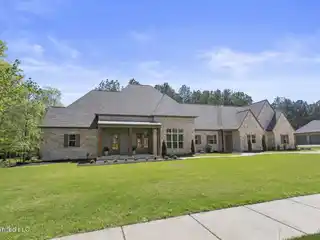 Extraordinary New Construction
