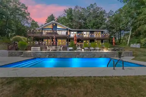 Live Your Best Life at the Lake