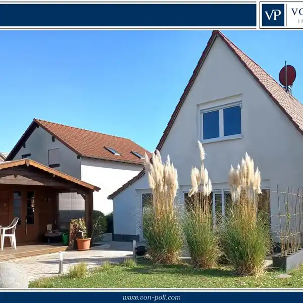 RENOVATED SINGLE-FAMILY HOUSE WITH LARGE GARDEN