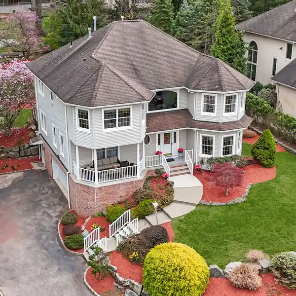 DESTINATION - ELEGANT COLONIAL