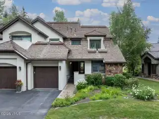Newly Remodeled Home in Coveted Arrowhead