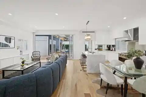 Exquisitely Crafted Contemporary Residence