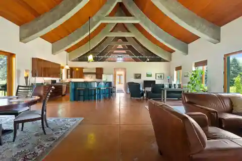 Concrete Tilt-Up Home on 20 Breathtaking Acres