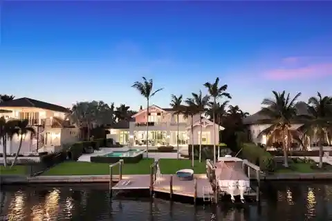 Architectural Masterpiece with Unrivaled Waterfront Luxury