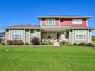 Open & Inviting Layout | Stylish Living and Family Spaces