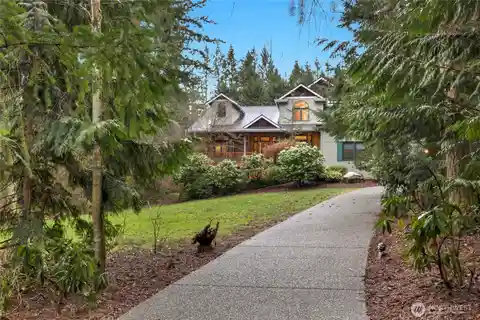 Casual Grandeur in a Wooded Setting