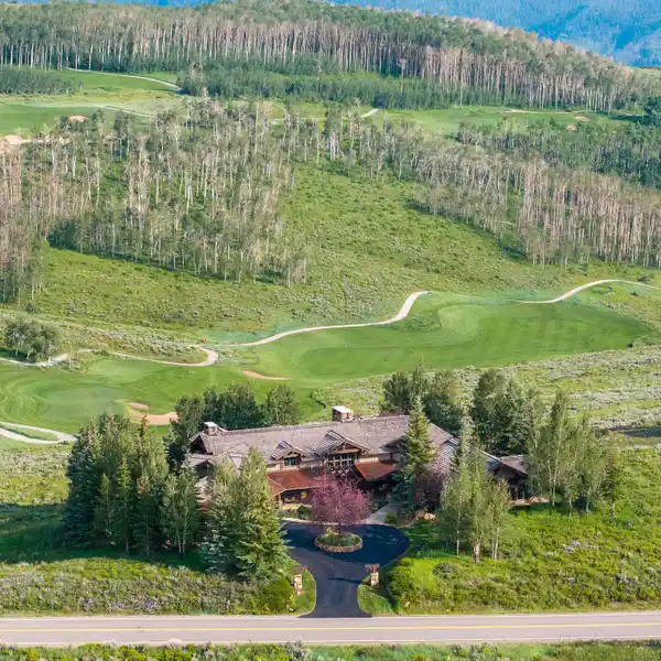 CORDILLERA'S FINEST ROCKY MOUNTAIN RETREAT