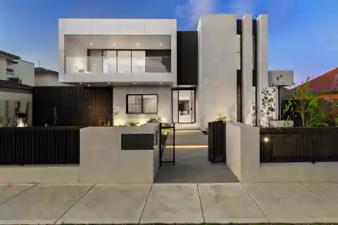 Fully Customized Architectural Statement