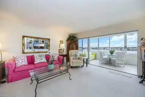 Coastal Charm with Modern Comfort in Harborside West