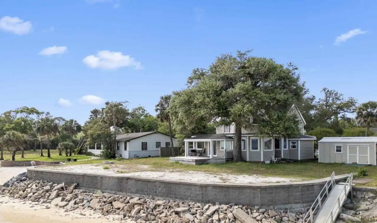 A Piece of History on Pensacola Bay