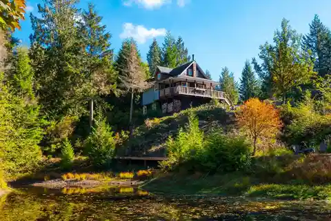 One-of-a-kind 5.8-acre Bowen Property