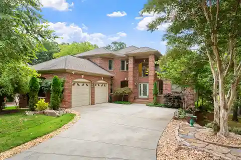 Spacious All-Brick Residence on Private Cul-De-Sac