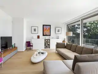 Magnificent Top Floor Corner Apartment