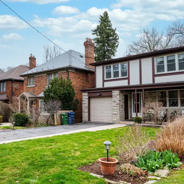RARE OFFERING IN SOUTH FOREST HILL