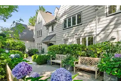 Distinguished Portland Heights Residence