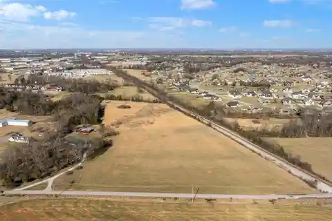 Expansive Versatile Property