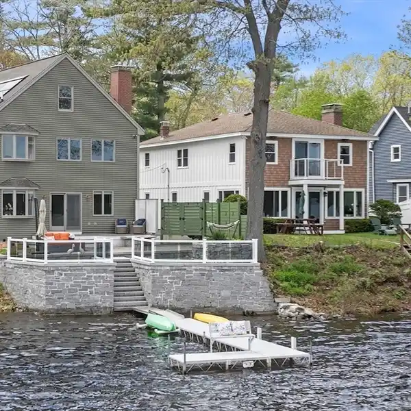 HIGH QUALITY WATERFRONT HOME ON LAKE ATTITASH
